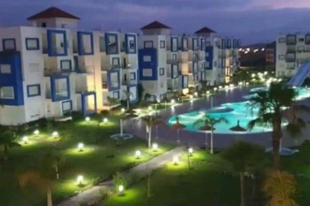 Superbe Appartement Au Centre De Cabo Negro En Residence Avec Piscines Et Tobogan מראה חיצוני תמונה